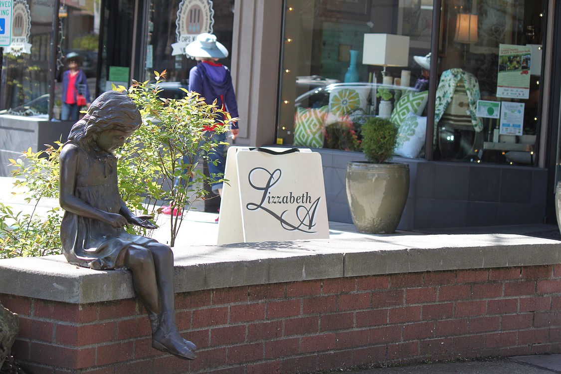 The bronze statue of a little girl will soon get its book back. Camas resident Randy Curtis has been working with the city and downtown leaders so that a book similar to one it had in its hands when first installed in 2002 could finally be replaced.