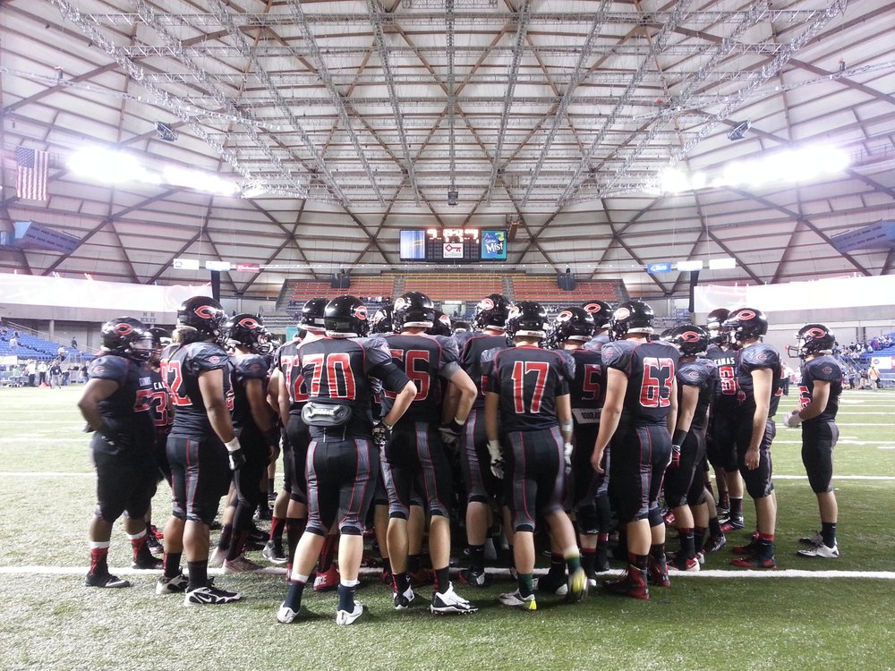 The Camas High School football team came to the Tacoma Dome and beat Bellarmine Prep 49-21 Saturday.