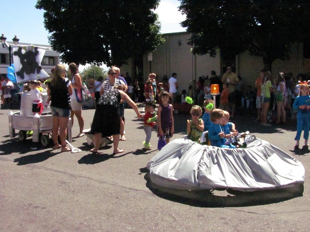 Kids Parade 2013