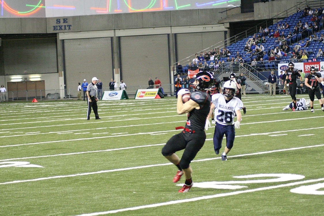 Zach Eagle makes the catch.