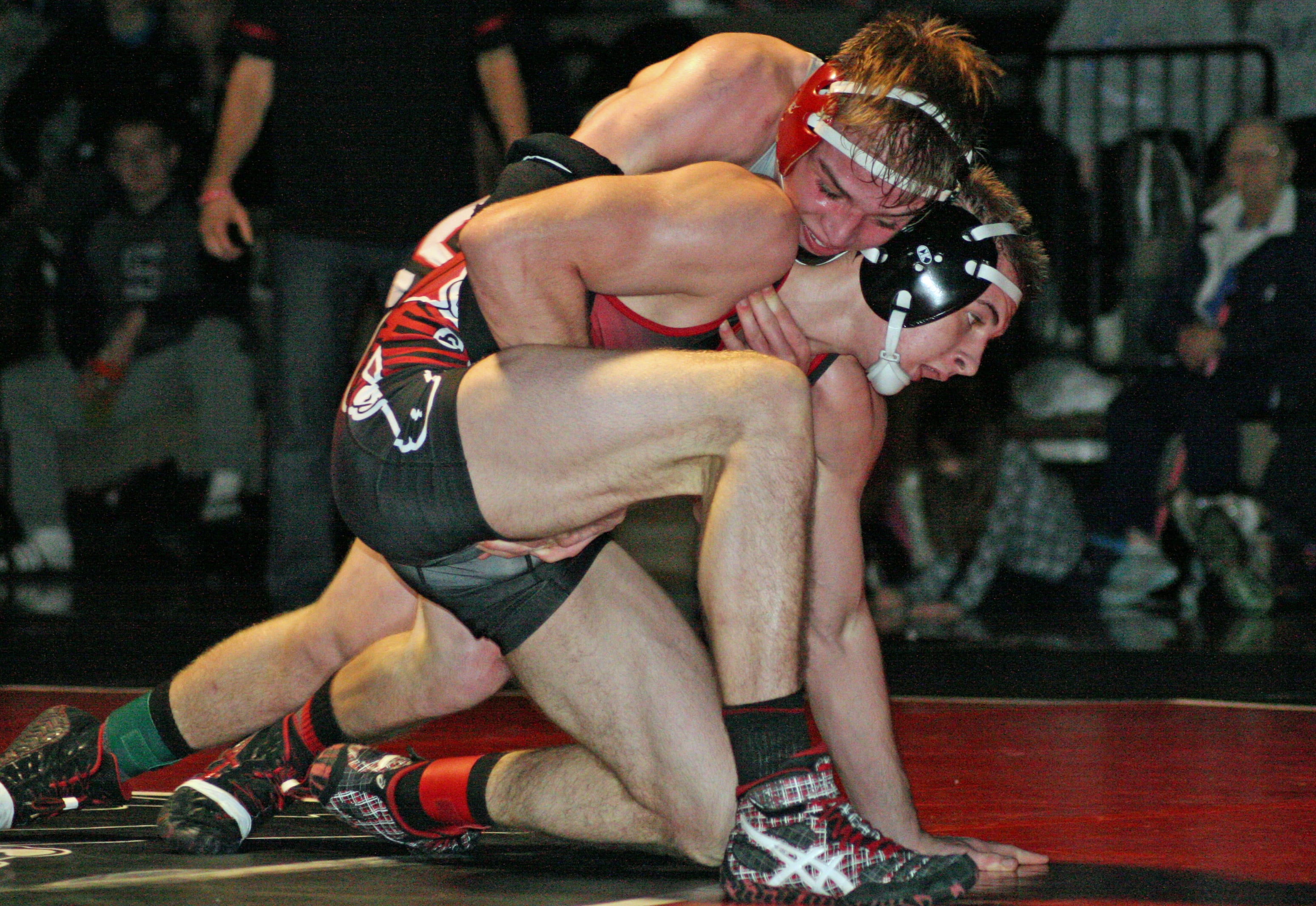 This battle extended into three overtime periods, before Tommy Strassenberg beat Bryant Elliott 5-4.