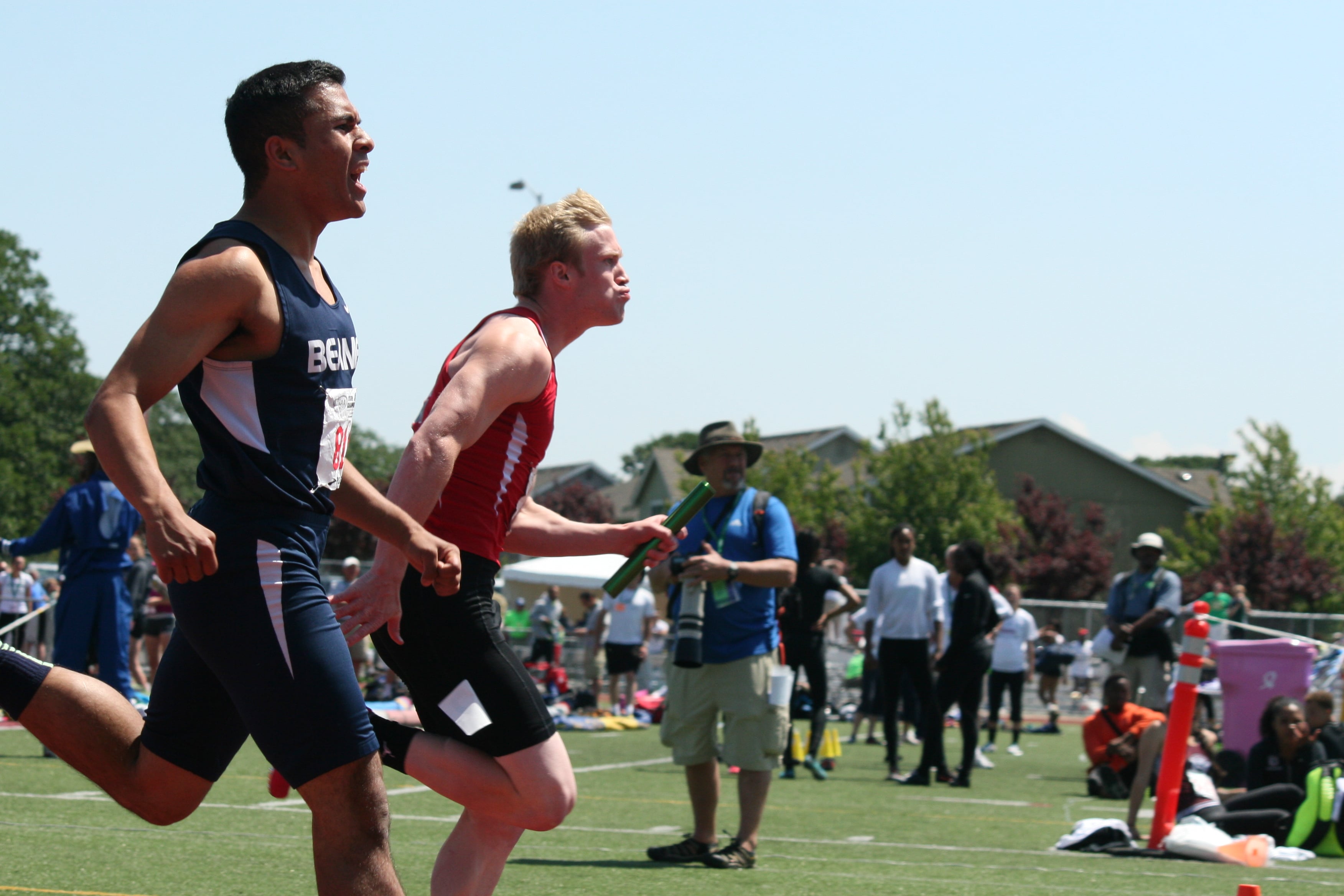 Cole Zarcone carries the Papermakers to fifth place in the 400 relay.