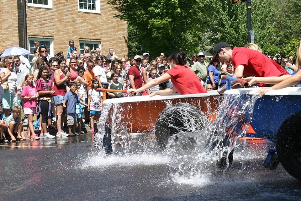 Bathtub races 2013