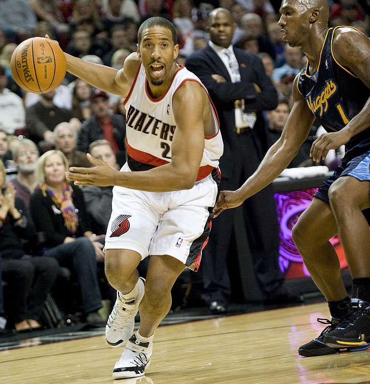 Portland Trail Blazer Andre Miller against the Denver Nuggets, Thursday, October 29, 2009.(The Columbian/Steven Lane)