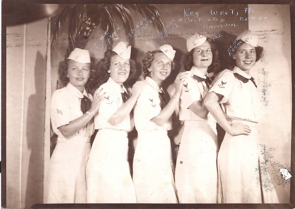 Betty London poses with fellow World War II WAVES members in Key West, Fla., in 1944. Friends and family say she always had a sense of adventure.