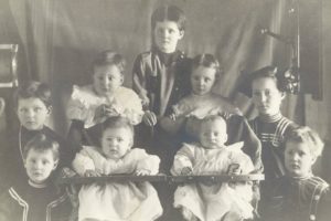 This photo of the growing Frothinger family was taken in the fall of 1912. At top is Veda, age 5.  Back row, from left are Elmer, Edgar, Rose and Leona. Front row, from left are Freda, Ralph, Roy and Fred.