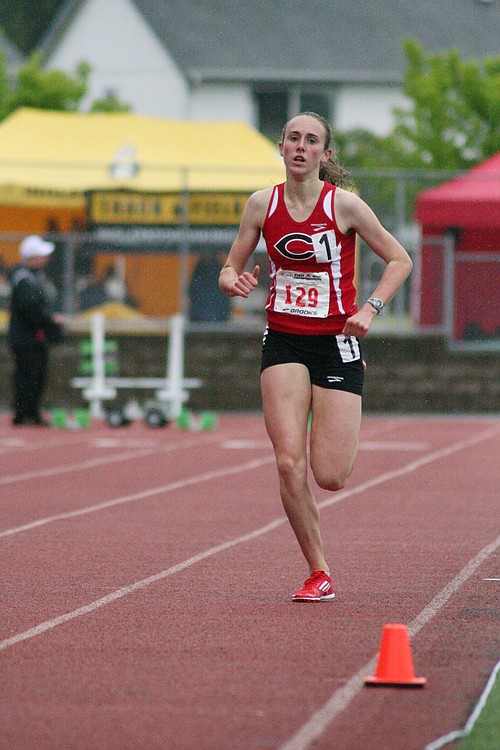 Alexa Efraimson earned the 1,600 state championship for Camas with a meet record time of 4:39.25.