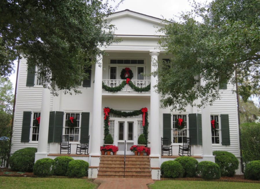 This colonial style home in Florida that Tom saw on his ride was decked out for the holidays. (Photo courtesy of Louise Baltes)