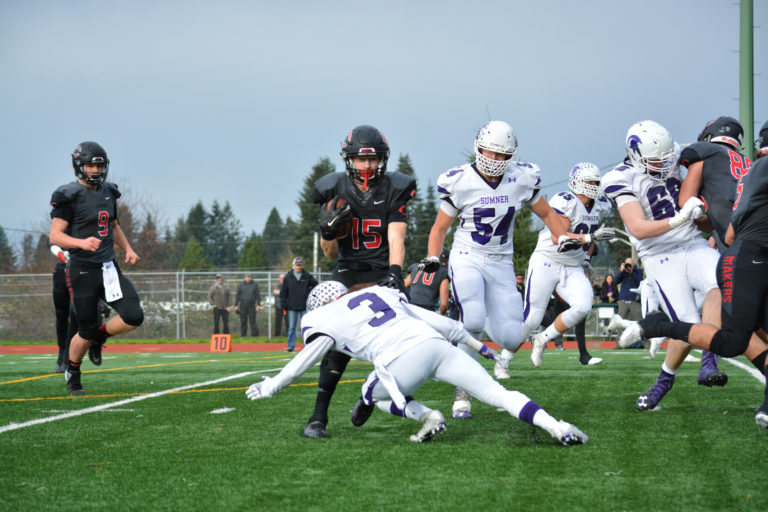 Cooper McNatt returns an interception for Camas.