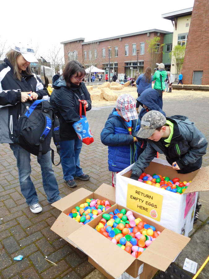 The &quot;EGGSstravaganza!&quot; will feature a hunt for 5,000 eggs.