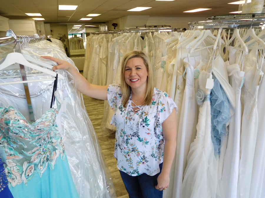 27 dresses dress shop