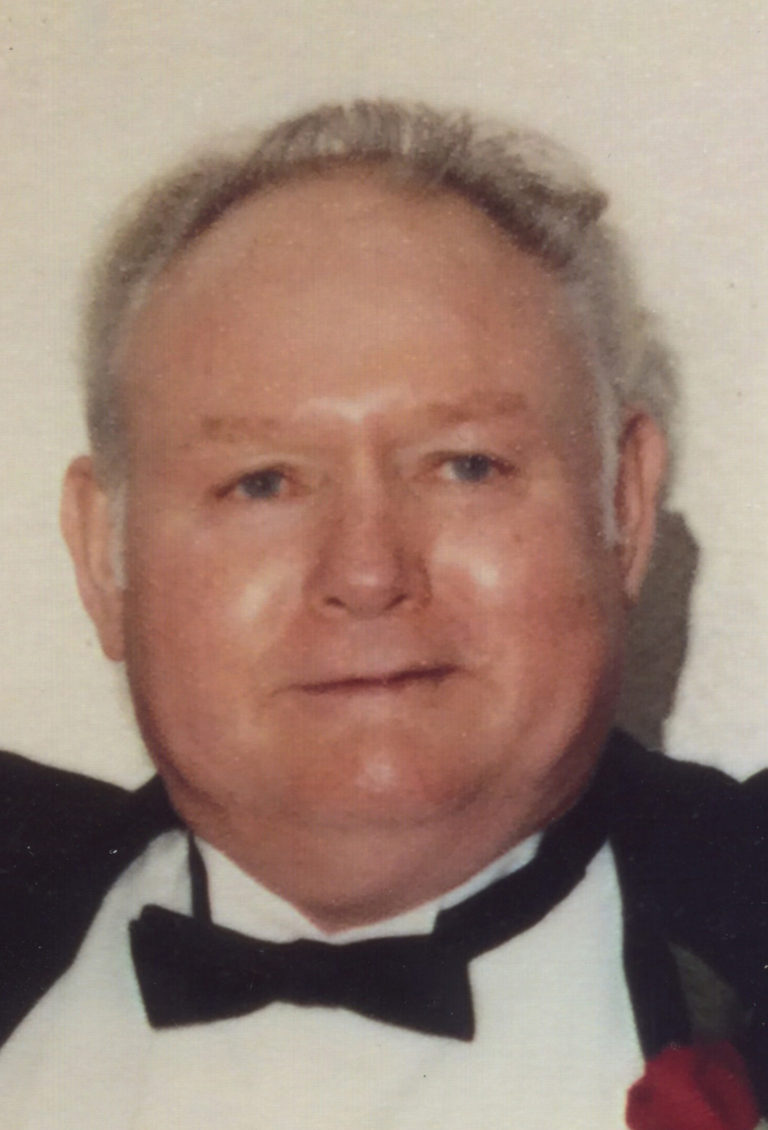 Glen Edward Buck died Monday, April 17, 2017, at his retirement home in Long Beach, Washington.