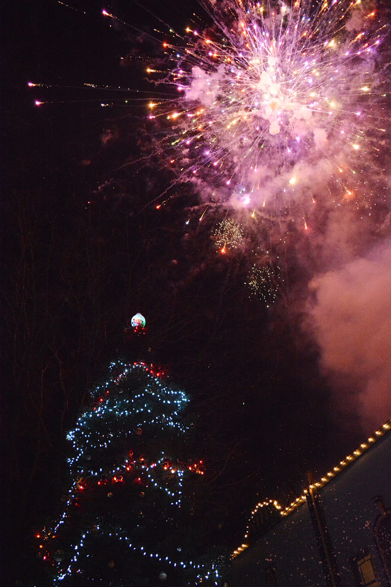 Downtown Camas Christmas Tree Lighting.