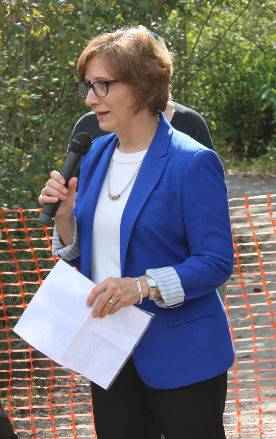 Congresswoman Suzanne Bonamici (D-Ore.) speaks during a groundbreaking ceremony for the Steigerwald Floodplain Restoration Project on Sept. 5 at Steigerwald Lake National Wildlife Refuge.