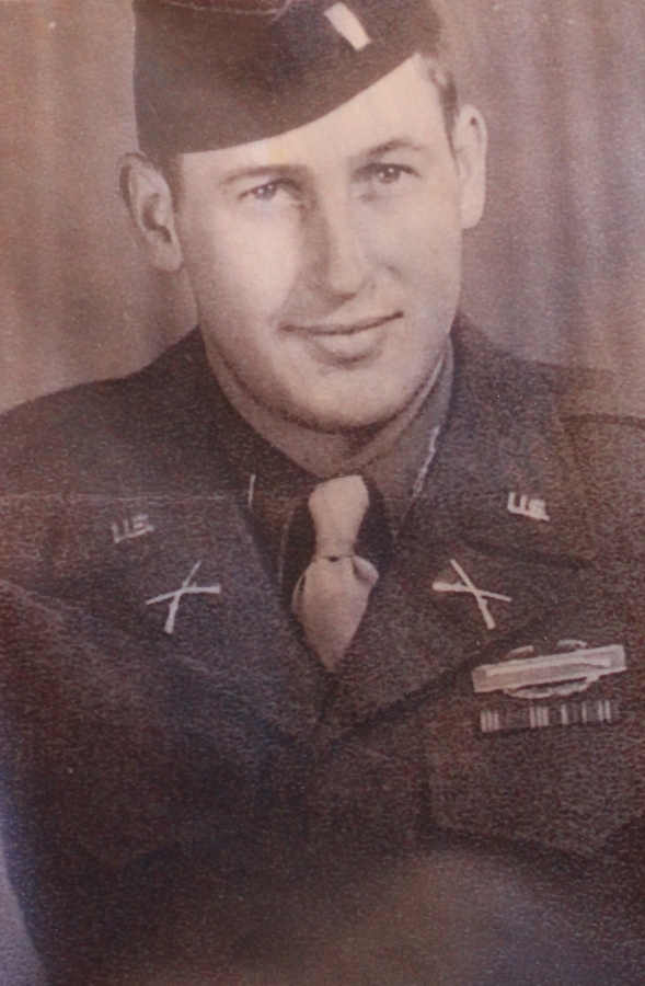 Ken Shold, pictured above as a United States Army soldier in 1946, received several commendations during World War II.