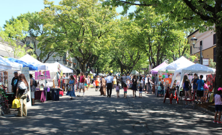 Crowds gather on downtown Camas' Northeast Fourth Avenue during the first day of the 2018 Camas Days celebration.