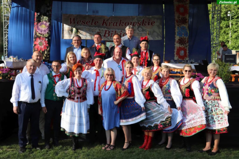 Contributed photo courtesy Zielonki, Poland 
 Washougal city councilmember David Fritz, city manager David Scott  and mayor David Stuebe  pose for a photo with members of the Zielonki,  Poland, council and other community members during a festival in June.