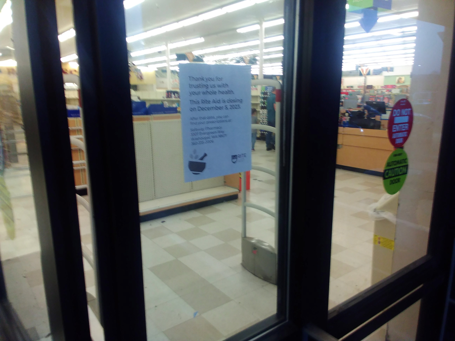A sign posted in November 2023 at the Washougal Rite Aid informs customers of the store's closure on Dec. 5, 2023. (Doug Flanagan/Post-Record)
