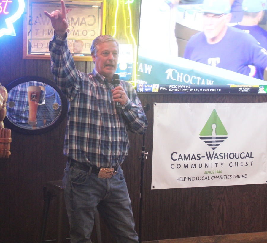 Jamie Moyer, a Washougal resident and former Seattle Mariners pitcher, speaks during the Camas-Washougal Community Chest’s “Pitching In for a Cause” fundraising event, held at Washougal Times, March 25, 2024.
Doug Flanagan/Post-Record