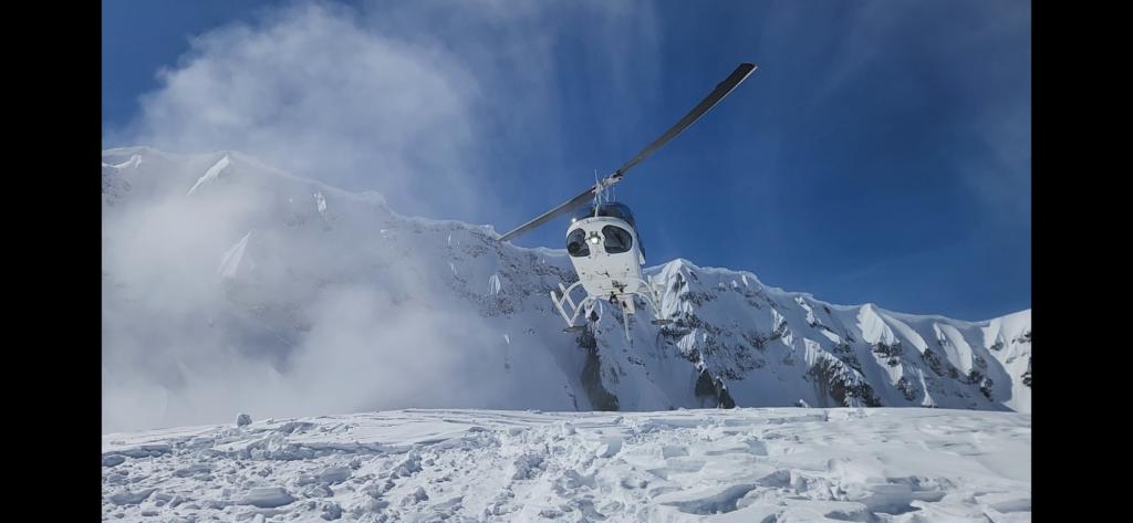 A helicopter operated by J & L Aviation Helicopters responds to a search and recovery operation on Mount St. Helens, Saturday, March 30, 2024. (Contributed photo courtesy of Skamania County Sheriff's Office)